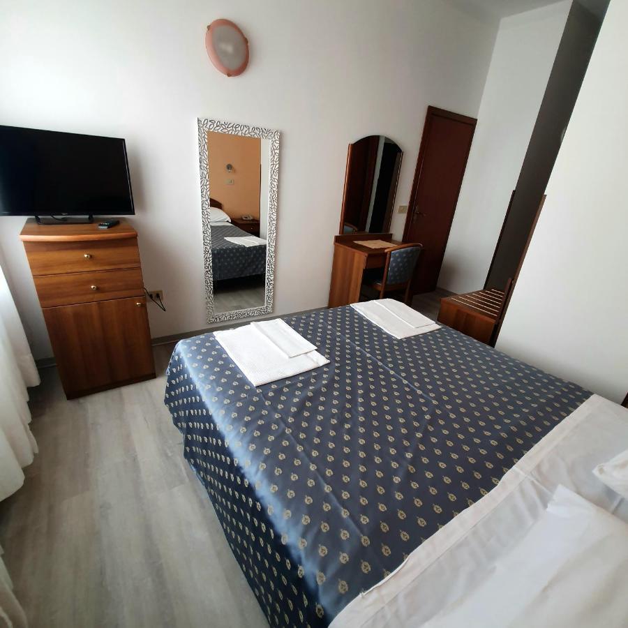 Hotel Perla Massa Lombarda Zewnętrze zdjęcie
