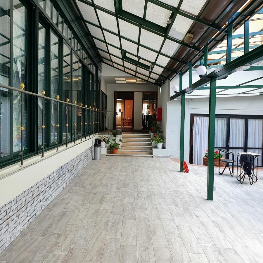 Hotel Perla Massa Lombarda Zewnętrze zdjęcie