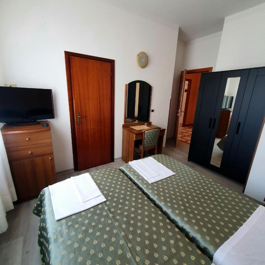 Hotel Perla Massa Lombarda Zewnętrze zdjęcie