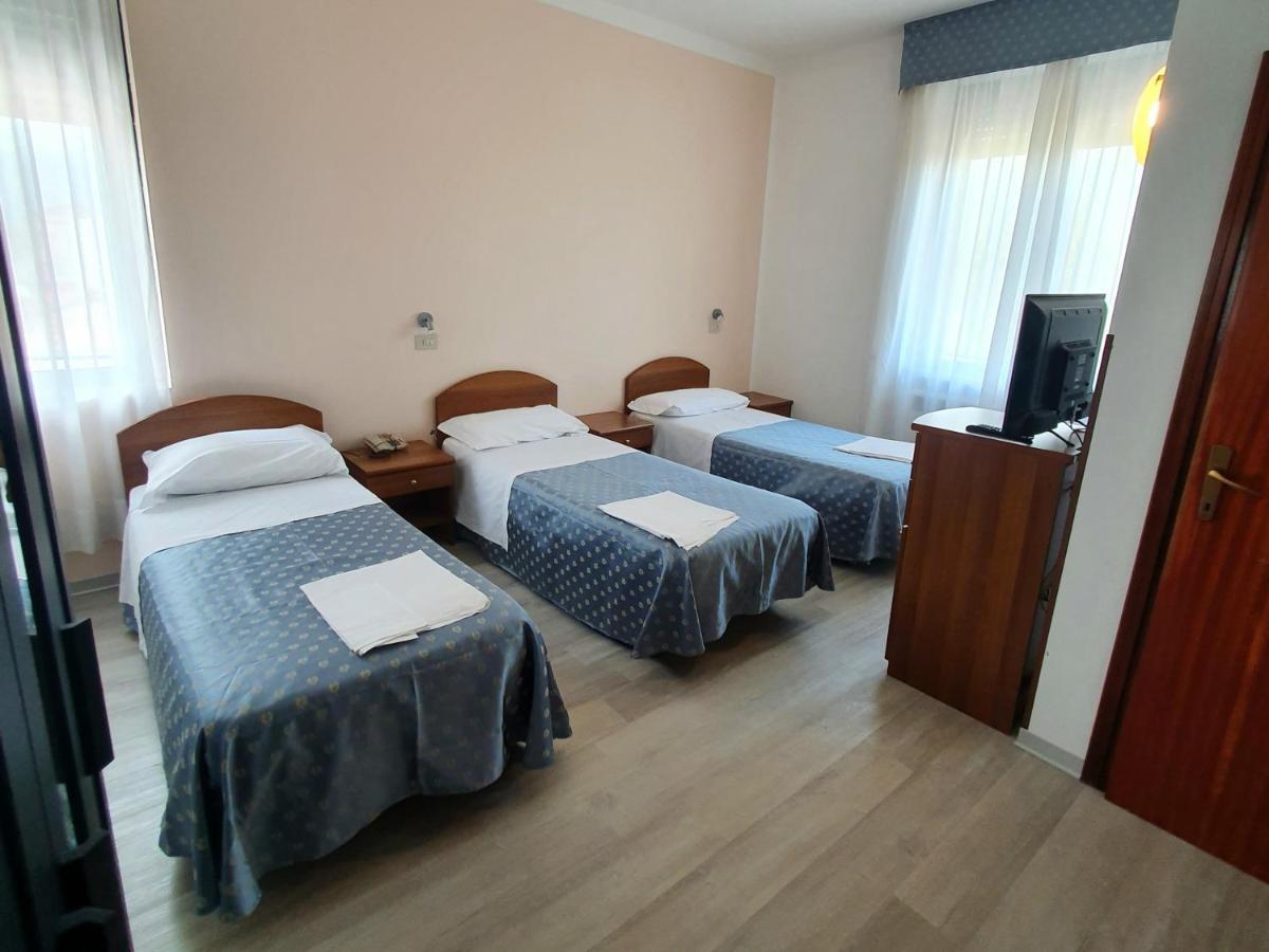 Hotel Perla Massa Lombarda Zewnętrze zdjęcie