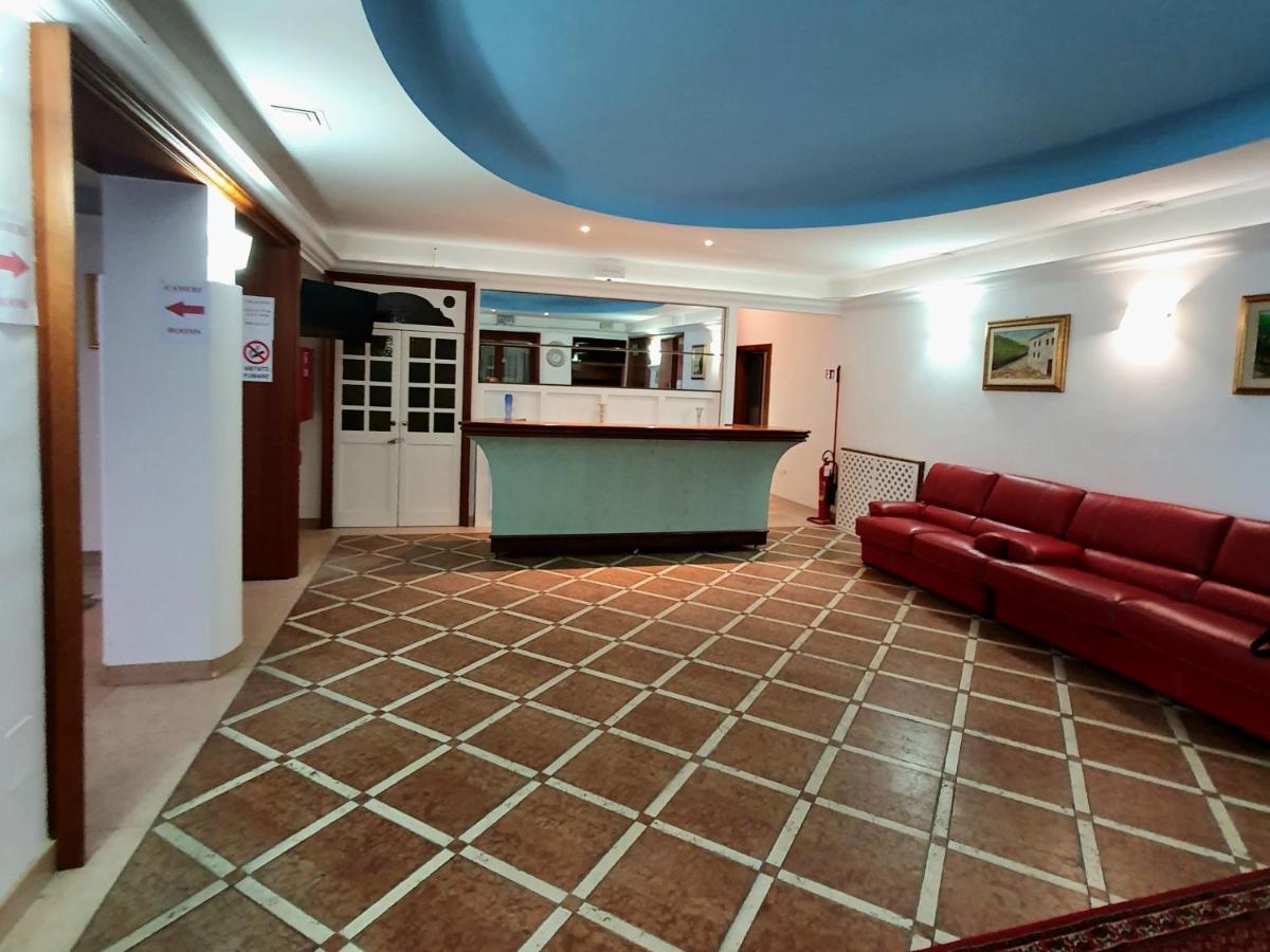 Hotel Perla Massa Lombarda Zewnętrze zdjęcie