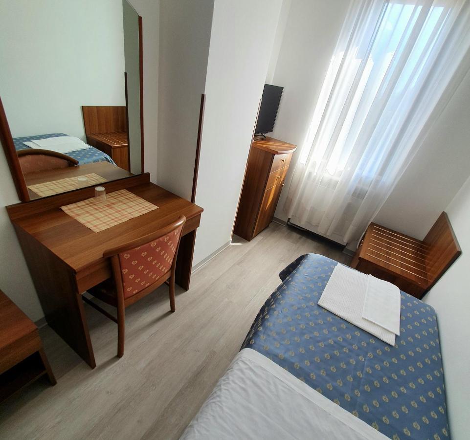 Hotel Perla Massa Lombarda Zewnętrze zdjęcie