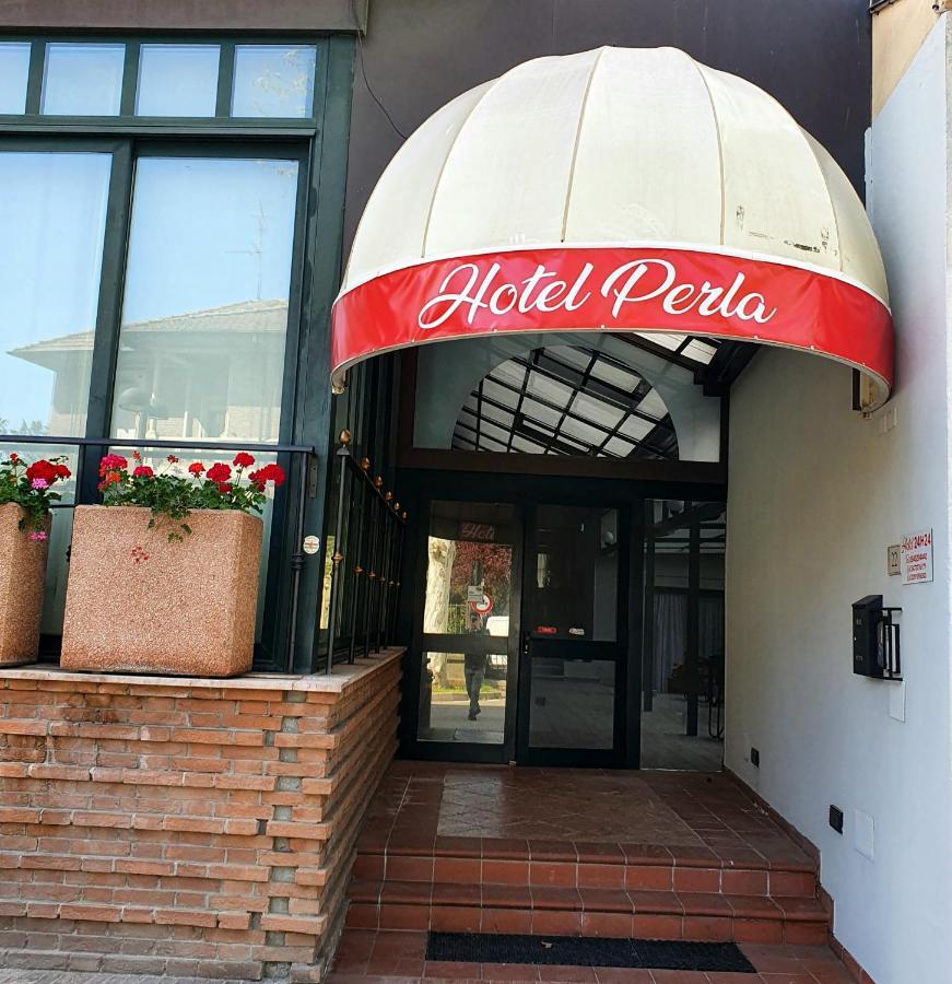 Hotel Perla Massa Lombarda Zewnętrze zdjęcie