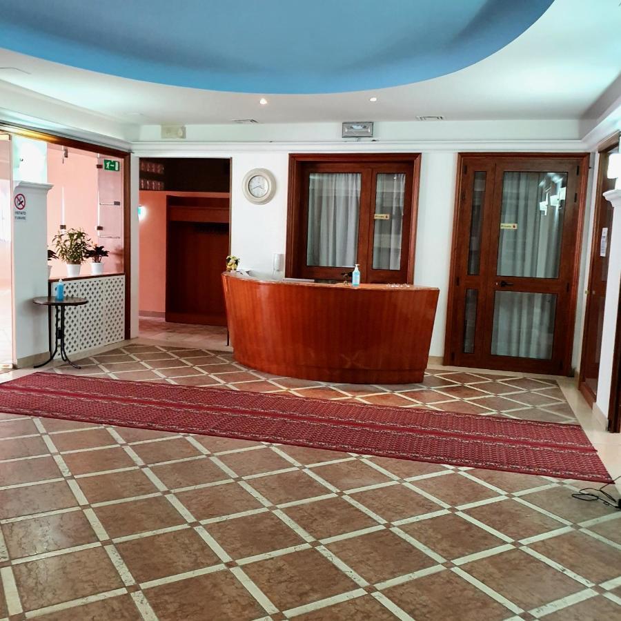 Hotel Perla Massa Lombarda Zewnętrze zdjęcie