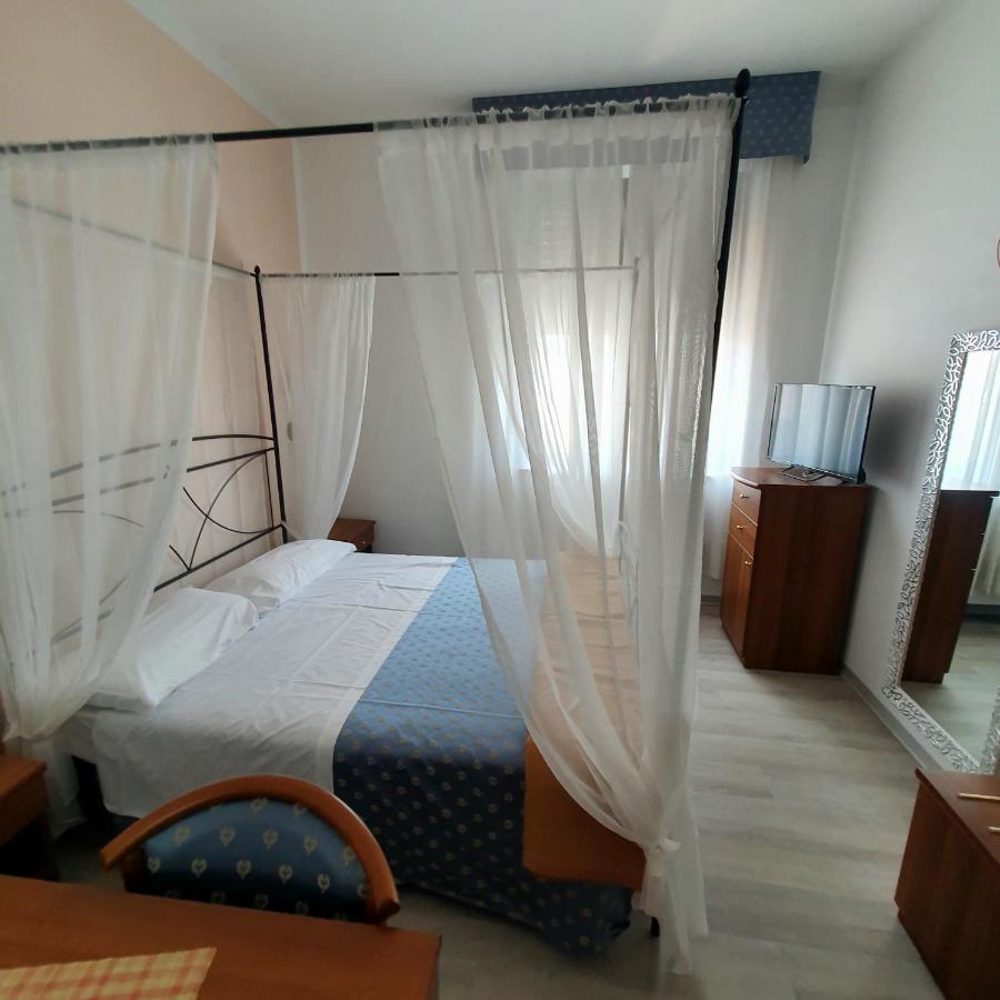 Hotel Perla Massa Lombarda Zewnętrze zdjęcie