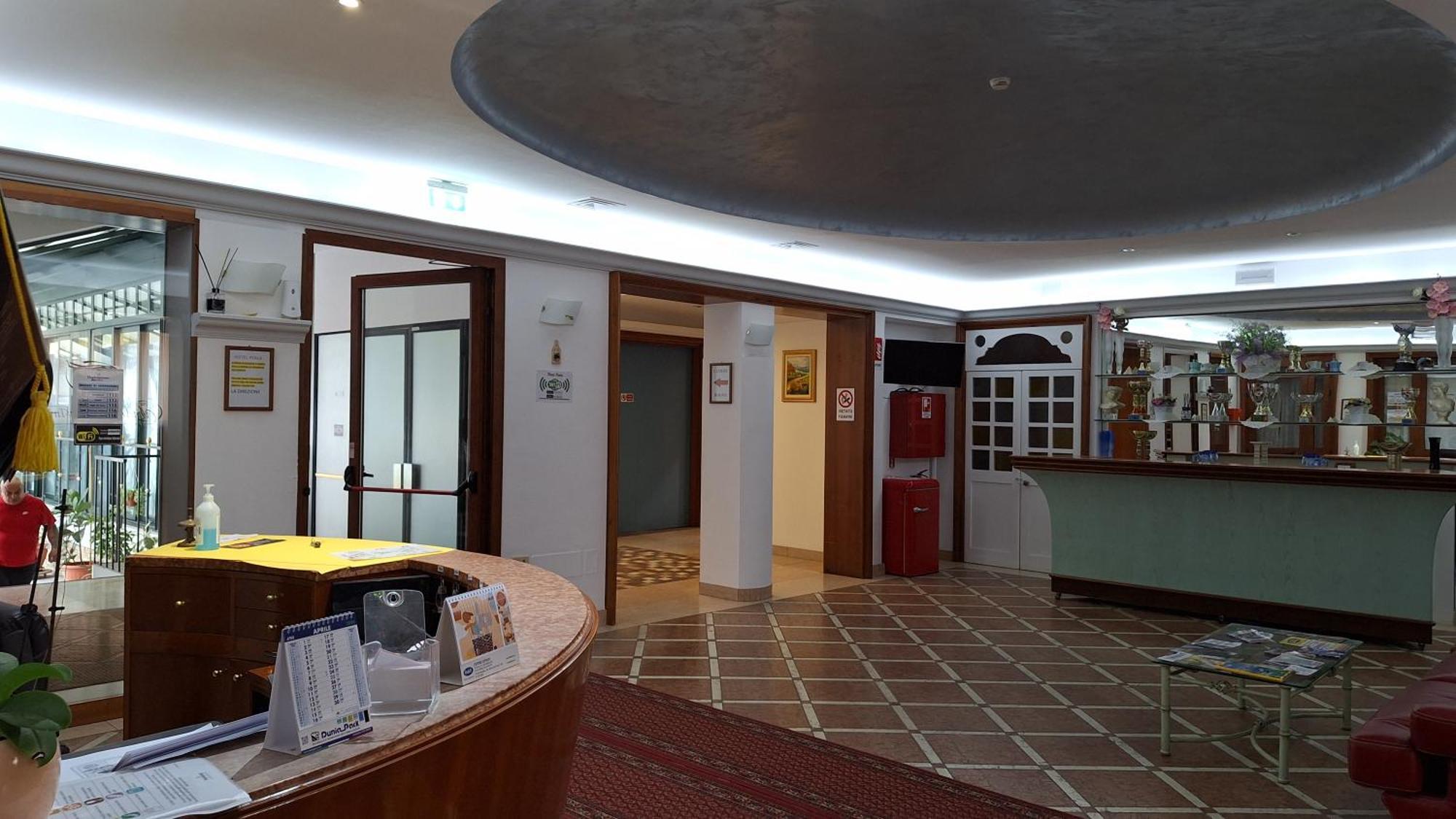 Hotel Perla Massa Lombarda Zewnętrze zdjęcie